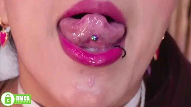 Snapshot of evelynjohnsoon chatting on 02-20-26, 12:18 evelynjohnsoon online show from 02-20-26, 12:18