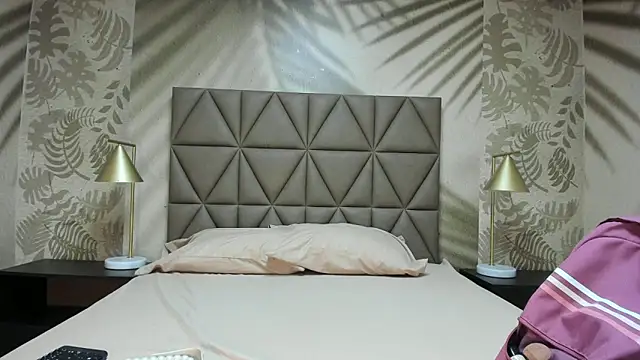 AnneDixie online show from 04-01-26, 03:08