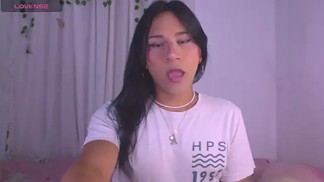 AndreaaFoxx online show from 12-15-24, 06:37