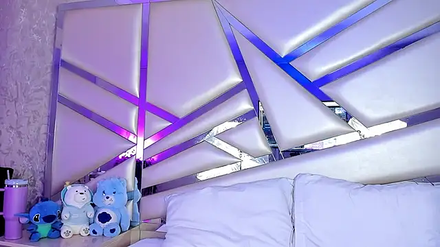 Miia002 online show from 10-02-25, 03:21