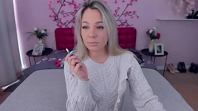 Snapshot of DanikaMorri chatting on 03-21-25, 01:34 DanikaMorri online show from 03-21-25, 01:34