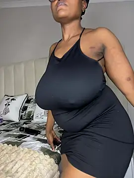 Bustygoddess32 online show from 03-07-26, 02:51