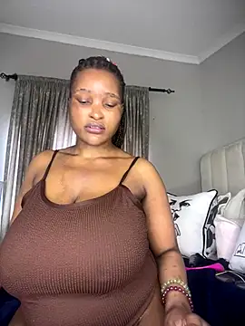 Bustygoddess32 online show from 09-27-25, 05:57