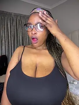 Snapshot of Bustygoddess32 chatting on 05-15-26, 11:36 Bustygoddess32 online show from 05-15-26, 11:36