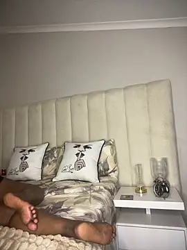 Bustygoddess32 online show from 03-20-26, 01:50