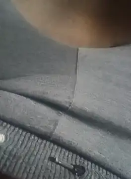 ScrawnyMotor3 online show from 10-08-25, 05:31