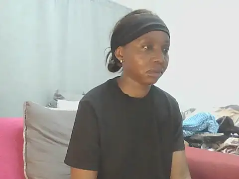 Sexxybella27 online show from 04-16-26, 07:47