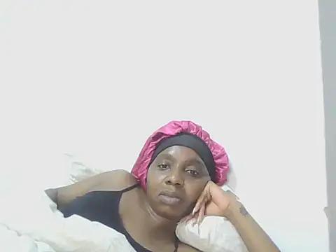 Sexxybella27 online show from 09-22-25, 01:00