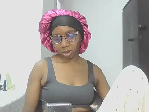 Sexxybella27 online show from 10-30-25, 07:33