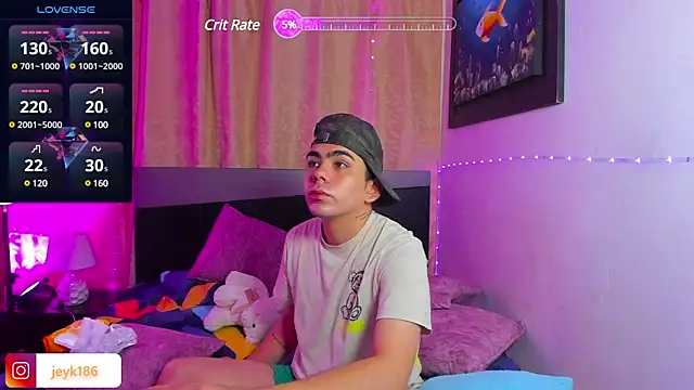 Snapshot of Jey_keler1 chatting on 03-06-25, 11:09 Jey keler1 online show from 03-06-25, 11:09