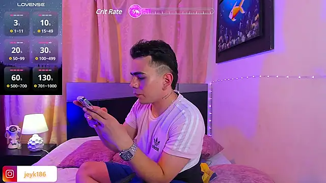 Snapshot of Jey_keler1 chatting on 03-16-25, 10:42 Jey keler1 online show from 03-16-25, 10:42