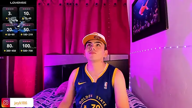 Snapshot of Jey_keler1 chatting on 02-15-25, 04:47 Jey keler1 online show from 02-15-25, 04:47