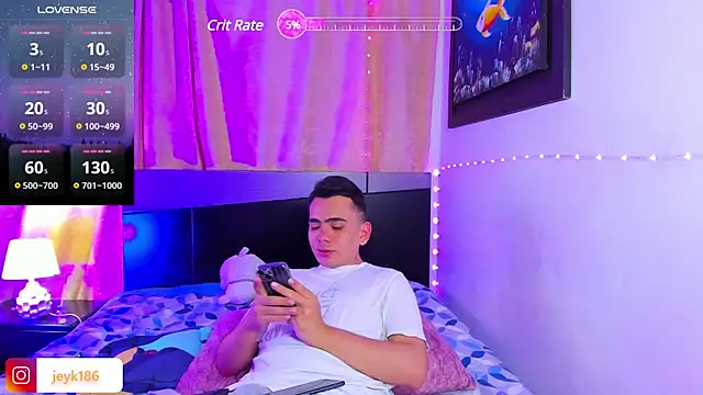 Snapshot of Jey_keler1 chatting on 03-16-25, 12:12 Jey keler1 online show from 03-16-25, 12:12