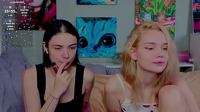 Snapshot of Viena_dias chatting on 02-17-26, 12:35 Viena dias online show from 02-17-26, 12:35