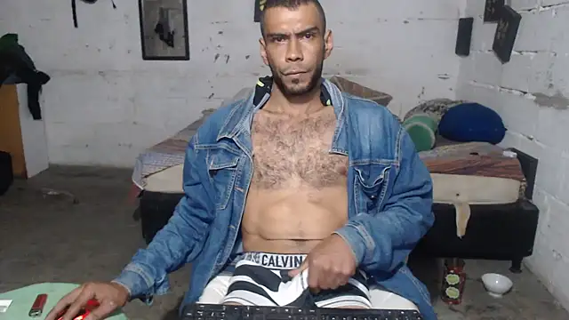 erik alexander online show from 11-18-25, 04:16