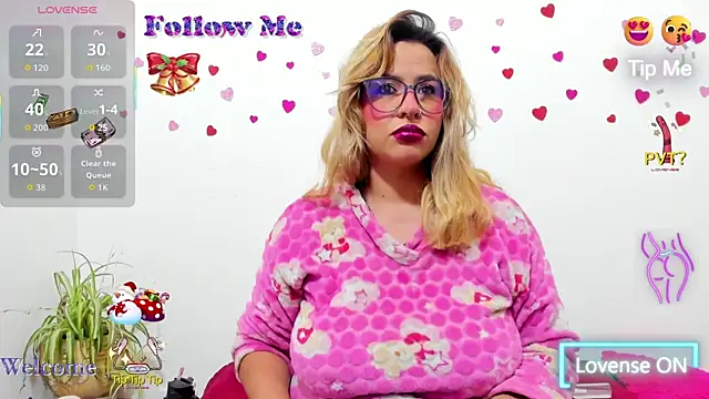 hazel 34 online show from 11-25-25, 08:36