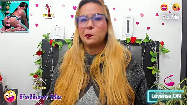 hazel 34 online show from 09-21-25, 11:26