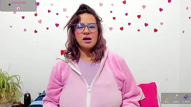 hazel 34 online show from 01-07-26, 08:52