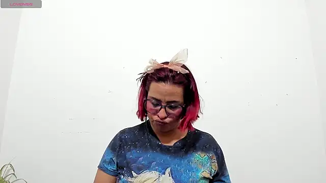 hazel 34 online show from 03-31-26, 08:49