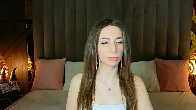 KimmmLi online show from 12-18-25, 01:59