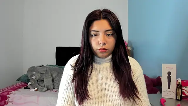 Snapshot of Charlotte_cutee18 chatting on 06-01-26, 11:21 Charlotte cutee18 online show from 06-01-26, 11:21