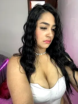 Charlotte cutee18 online show from 09-12-25, 07:35