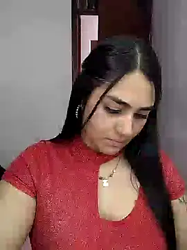 Charlotte cutee18 online show from 10-21-25, 07:57