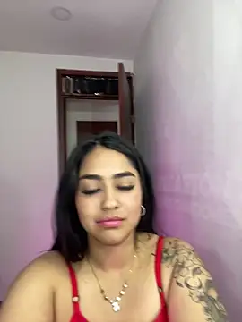 Charlotte cutee18 online show from 10-15-25, 03:49