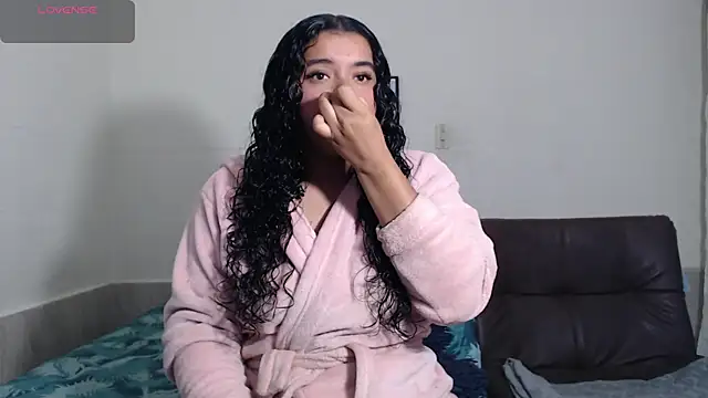 agata 22 online show from 12-23-25, 04:01