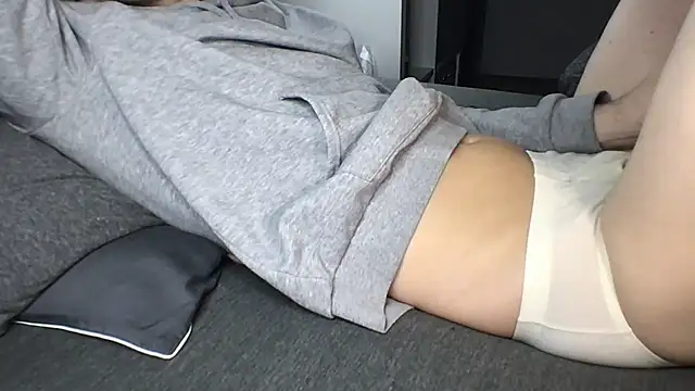 Thomas lovetolicku online show from 11-11-25, 03:18