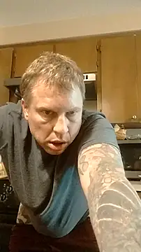 Snapshot of fukurbutt chatting on 10-29-25, 09:25 fukurbutt online show from 10-29-25, 09:25