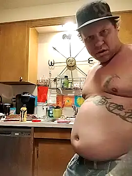 Snapshot of fukurbutt chatting on 12-25-24, 11:10 fukurbutt online show from 12-25-24, 11:10