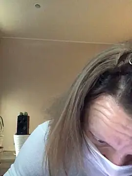 BigAssKi online show from 02-09-25, 06:33