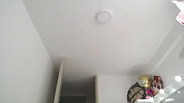 Snapshot of Barbie_girl_69 chatting on 03-02-26, 02:01 Barbie girl 69 online show from 03-02-26, 02:01