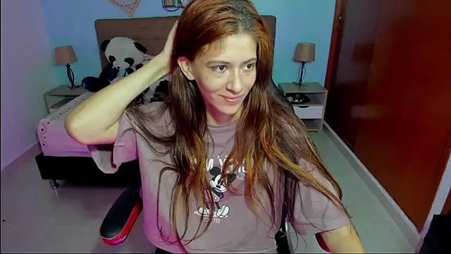 julieth love  online show from 11-23-25, 03:33