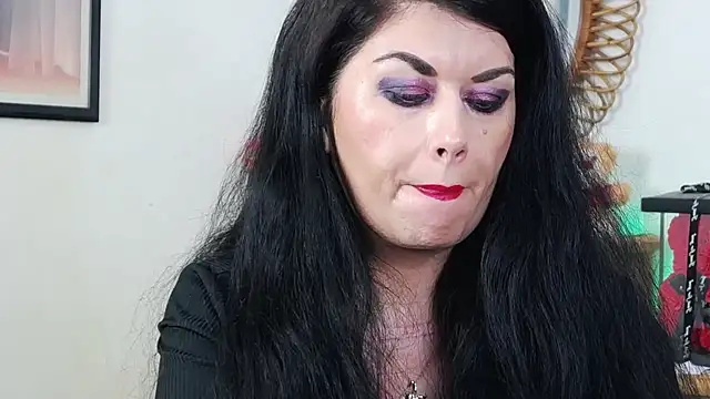 EllenGrace online show from 02-19-25, 03:17