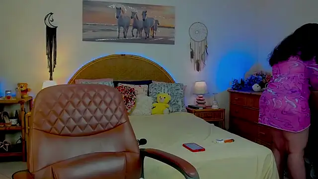 Snapshot of EllenGrace chatting on 06-16-26, 07:41 EllenGrace online show from 06-16-26, 07:41