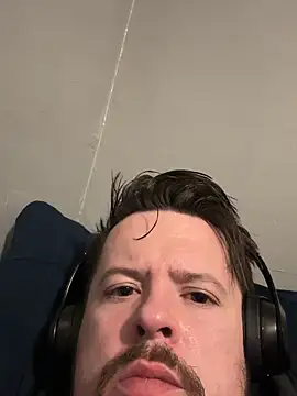 Snapshot of husband4555 chatting on 02-27-26, 03:40 husband4555 online show from 02-27-26, 03:40