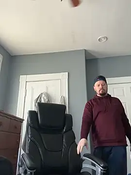 Snapshot of husband4555 chatting on 03-20-26, 02:29 husband4555 online show from 03-20-26, 02:29