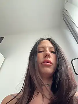 BellaGiaxx online show from 04-15-26, 07:58