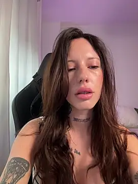 BellaGiaxx online show from 11-13-25, 09:46