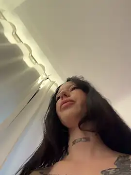 BellaGiaxx online show from 02-05-26, 07:59