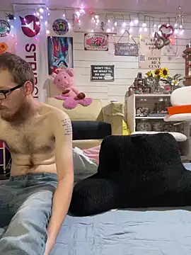 TrenaAnne online show from 04-15-26, 02:32