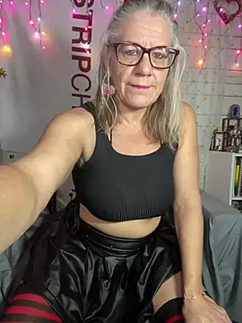 TrenaAnne online show from 03-05-26, 03:41