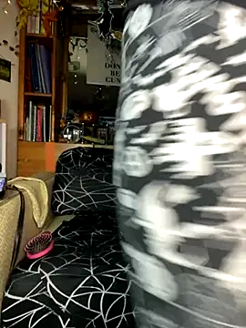 TrenaAnne online show from 10-30-25, 03:42