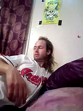 Snapshot of cdressupdiva chatting on 12-10-24, 03:30 cdressupdiva online show from 12-10-24, 03:30