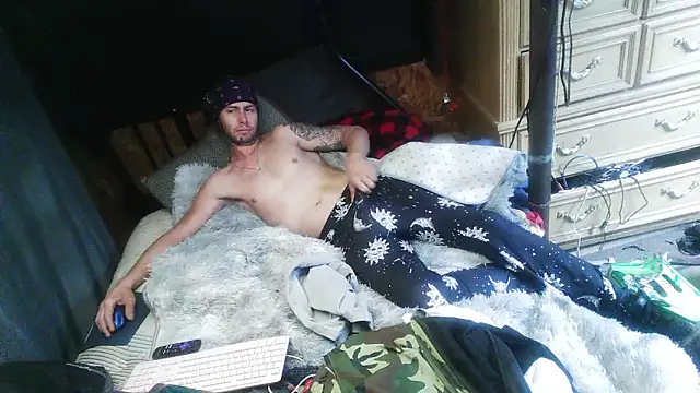 Snapshot of cdressupdiva chatting on 12-11-24, 02:19 cdressupdiva online show from 12-11-24, 02:19