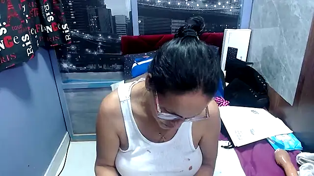 Snapshot of Nastylatinaxxx chatting on 02-11-25, 01:41 Nastylatinaxxx online show from 02-11-25, 01:41