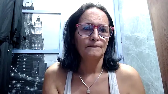 Nastylatinaxxx online show from 04-13-26, 11:42