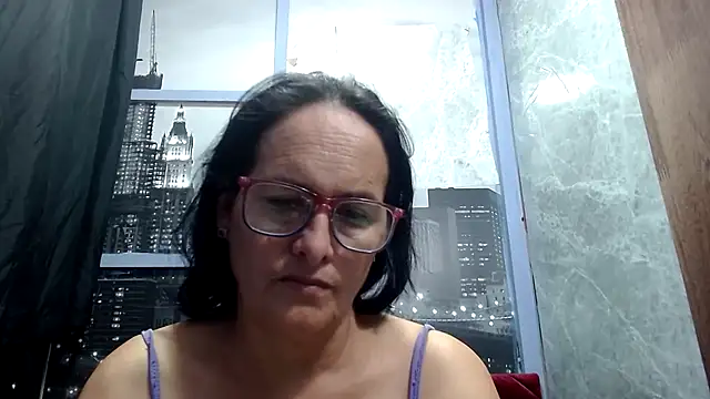 Snapshot of Nastylatinaxxx chatting on 10-06-25, 02:35 Nastylatinaxxx online show from 10-06-25, 02:35